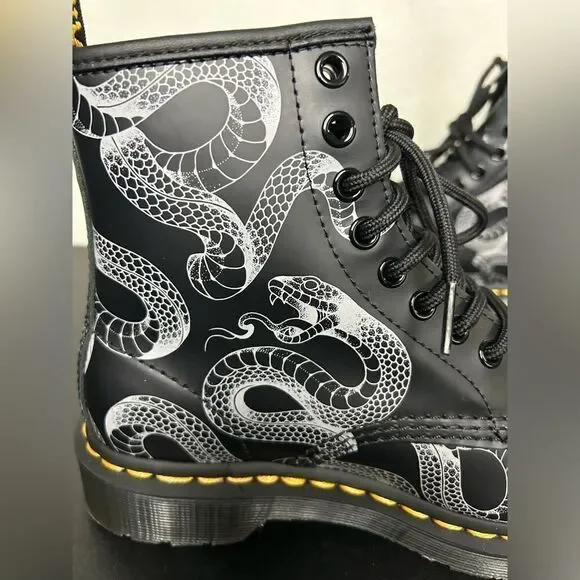 NEW Dr. Martens 1460 Wild Serpant Smooth Black Leather Boots Size 5 Women’s - Picture 6 of 9